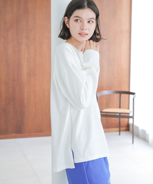 niko and...（ニコアンド）の「COLORマイスターBIGロンTEE（Tシャツ/カットソー・レディース・オフホワイト/ブルー/アイボリー/ブラック/レッド/グリーン・BIG(L)/MEDIUM）」の2枚目の写真