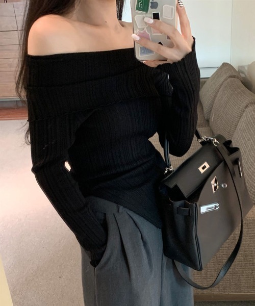 gossip！ロサンゼルス（ゴシップロサンゼルス）の「オフショル スムースカットソー（Tシャツ/カットソー・レディース・オフホワイト/ブラック/ホワイト/パープル・FREE）」の12枚目の写真