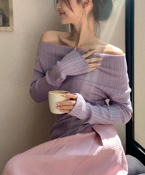 gossip！ロサンゼルス（ゴシップロサンゼルス）の「オフショル スムースカットソー（Tシャツ/カットソー・レディース・オフホワイト/ブラック/ホワイト/パープル・FREE）」の7枚目の写真