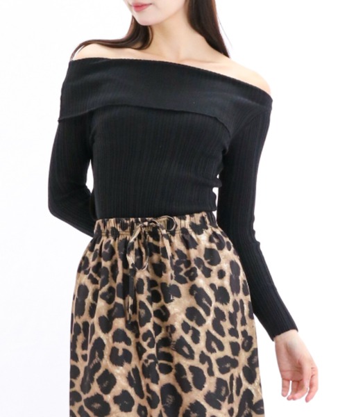 gossip！ロサンゼルス（ゴシップロサンゼルス）の「オフショル スムースカットソー（Tシャツ/カットソー・レディース・オフホワイト/ブラック/ホワイト/パープル・FREE）」の15枚目の写真