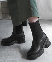 minia（ミニア）の「カラーソールサイドゴア（ブーツ）」