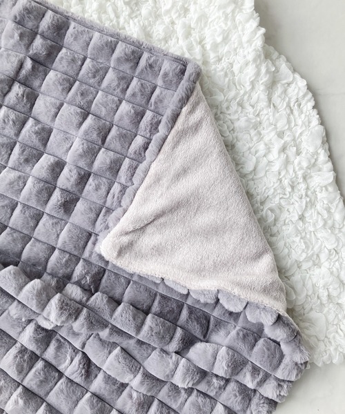 AS KNOW AS plus（アズノゥアズプラス）の「ふわぽこブランケット【ZOZOTOWN限定アイテム】（ブランケット・レディース・アイボリー/ブルー/ピンク/グレー/グレー系/アイボリー系/ベージュ系/ピンク系/グレー系1/ベージュ系1・FREE）」の3枚目の写真
