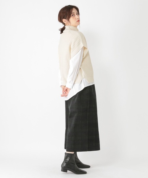 studio CLIP（スタディオクリップ）の「7ゲージロールネックベスト（ベスト・レディース・ブラック/その他7/ライトグレー/アイボリー/その他8/ブラウン・FREE）」の15枚目の写真