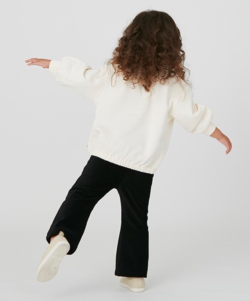 petit main（プティマイン）の「カットコールフレアパンツ（スウェットパンツ・キッズ・ピンク/ブラック/アイボリー/ダークブラウン/グレイッシュブルー・120cm/100cm/130cm/80ｃｍ/90cm/110cm）」の12枚目の写真