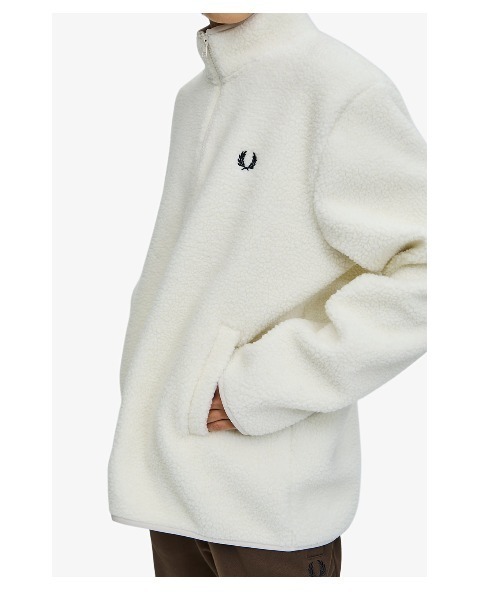 FRED PERRY（フレッドペリー）の「Zip Through Borg Fleece