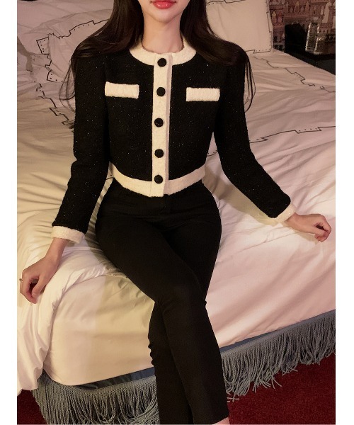 SONA(ソナ)の「Secon'de secon バイカラーラインボタンウールノーカラーパフジャケット(ノーカラージャケット・レディース・ブラック・FREE)」の5枚目の写真