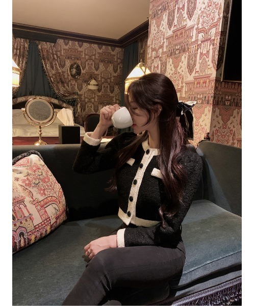 SONA(ソナ)の「Secon'de secon バイカラーラインボタンウールノーカラーパフジャケット(ノーカラージャケット・レディース・ブラック・FREE)」の8枚目の写真