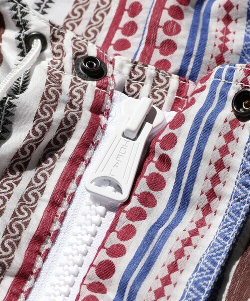 BEAMS PLUS(ビームスプラス)の「BEAMS PLUS / ジャカード ストライプ クルーザー ジャケット(ブルゾン・メンズ・ホワイト/オリーブ・XL/L/M/S)」の16枚目の写真