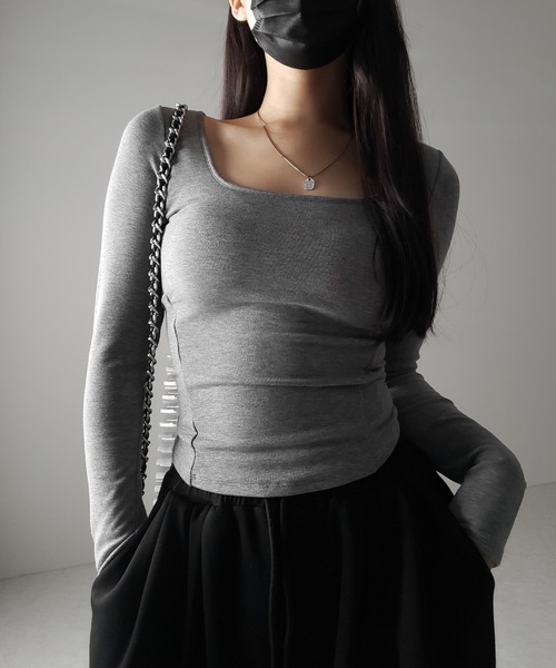 me+em select（ミームセレクト）の「SNSで話題！【 裏起毛 ／ カップ付き 】スクエアネックスリムカットソートップス（Tシャツ/カットソー・レディース・グレー/ブラック/ホワイト・FREE）」の16枚目の写真