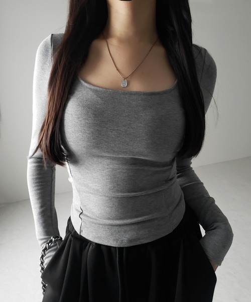 me+em select（ミームセレクト）の「SNSで話題！【 裏起毛 ／ カップ付き 】スクエアネックスリムカットソートップス（Tシャツ/カットソー・レディース・グレー/ブラック/ホワイト・FREE）」の13枚目の写真