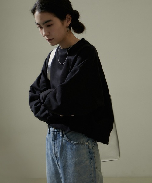 SALON adam et rope'（サロン アダム エ ロペ）の「フォルムクロップドスウェットプルオーバー（スウェット・レディース・ブルー/ホワイト/ブラック・FREE）」の8枚目の写真