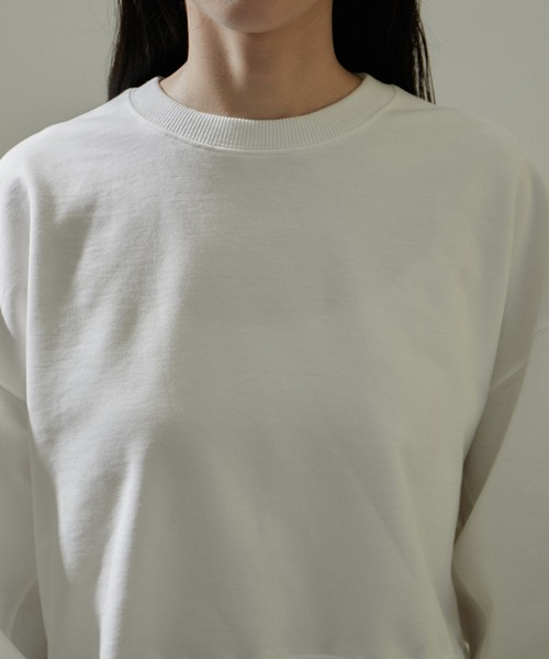 SALON adam et rope'（サロン アダム エ ロペ）の「フォルムクロップドスウェットプルオーバー（スウェット・レディース・ブルー/ホワイト/ブラック・FREE）」の18枚目の写真