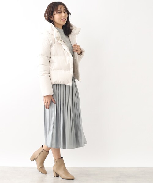 index（インデックス）の「◆≪5color≫ ワイドリブハイネックニット/ボリューム袖【洗濯機洗い可】（ニット/セーター・レディース・ブラウン系/ブルー/ライトグレー/ピンク系/パープル・40/42/38/36）」の7枚目の写真