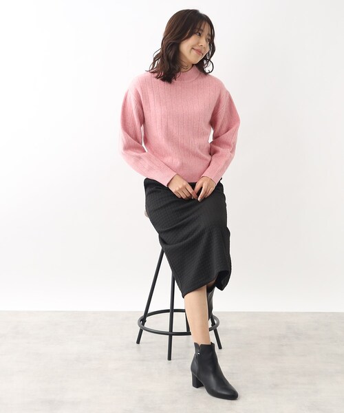 index（インデックス）の「◆≪5color≫ ワイドリブハイネックニット/ボリューム袖【洗濯機洗い可】（ニット/セーター・レディース・ブラウン系/ブルー/ライトグレー/ピンク系/パープル・40/42/38/36）」の12枚目の写真