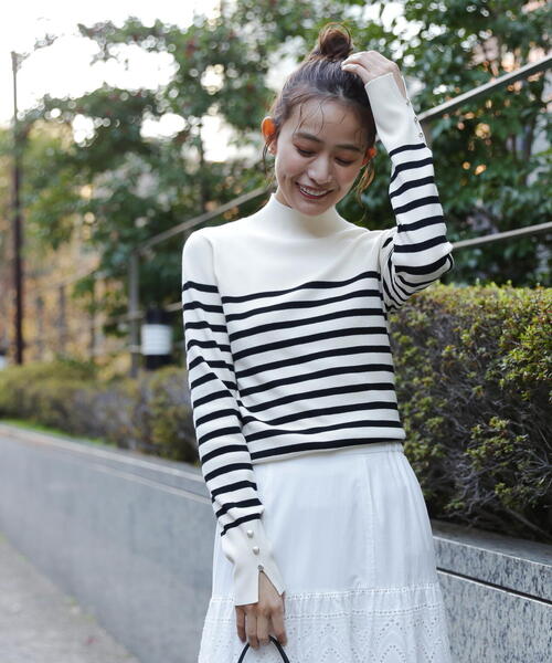 N.(N. Natural Beauty Basic)(エヌエヌナチュラルビューティーベーシック)の「◆スリットカフス総針ニット(ニット/セーター・レディース・オフホワイト/ホワイト×ブラック/グレー/ピンク・MEDIUM)」の16枚目の写真