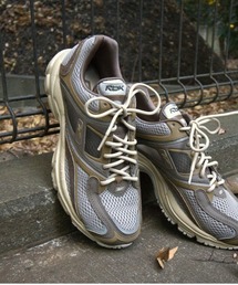 Reebok（リーボック）の「プレミア トリニティ KFS / PREMIER TRINITY KFS（スニーカー）」