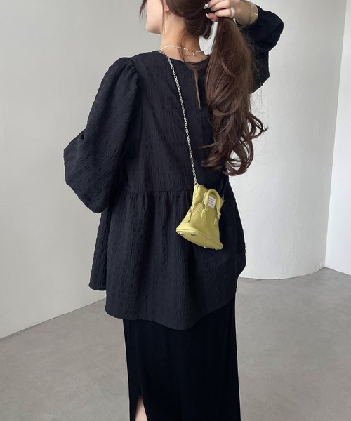 andme(アンドミー)の「チェック柄ふくれジャガードペプラムチュニックトップス(シャツ/ブラウス・レディース・オフホワイト/ブラック/コーラル/ライトグリーン・M)」の16枚目の写真