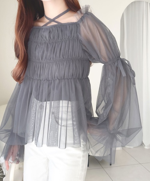 mily bilet(ミウィビレット)の「【mily bilet】自由自在な着こなしが楽しめる。リボン使い2WAYボリュームスリーブチュールオフショルブラウス(シャツ/ブラウス・レディース・アイボリー/ブラック/グレー・X-LARGE/SMALL/MEDIUM/LARGE)」の3枚目の写真