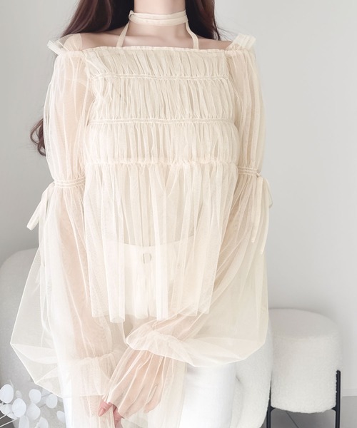 mily bilet(ミウィビレット)の「【mily bilet】自由自在な着こなしが楽しめる。リボン使い2WAYボリュームスリーブチュールオフショルブラウス(シャツ/ブラウス・レディース・アイボリー/ブラック/グレー・X-LARGE/SMALL/MEDIUM/LARGE)」の5枚目の写真