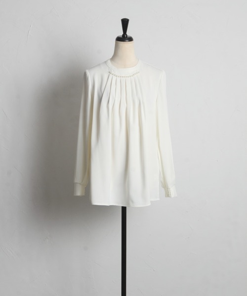 tocco closet（トッコ　クローゼット）の「パール付きタック入りベネシャンブラウス（シャツ/ブラウス・レディース・アイボリー/ピンク/ライトグレー/ネイビー・M）」の19枚目の写真