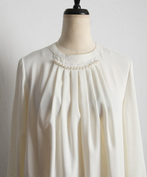 tocco closet（トッコ　クローゼット）の「パール付きタック入りベネシャンブラウス（シャツ/ブラウス・レディース・アイボリー/ピンク/ライトグレー/ネイビー・M）」の15枚目の写真