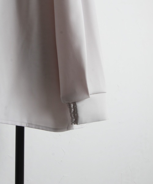 tocco closet（トッコ　クローゼット）の「パール付きタック入りベネシャンブラウス（シャツ/ブラウス・レディース・アイボリー/ピンク/ライトグレー/ネイビー・M）」の11枚目の写真