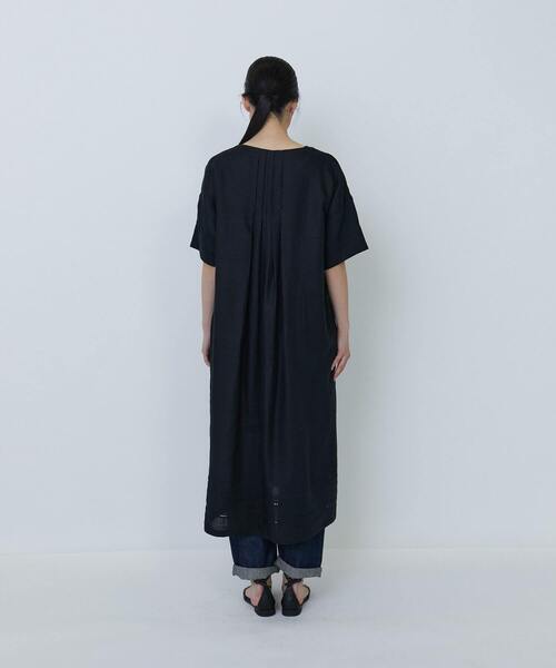 LOISIR（ロワズィール）の「リネンエンブロイダリーワンピース