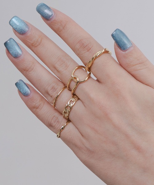 yu-ka（ユーカ）の「YU-KA:ミニマルリング 5本セット（リング・レディース・シルバー/ゴールド・FREE）」の2枚目の写真