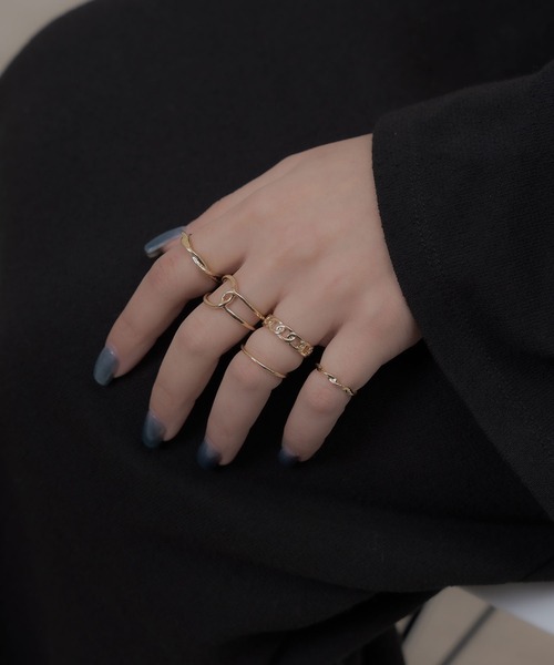 yu-ka（ユーカ）の「YU-KA:ミニマルリング 5本セット（リング・レディース・シルバー/ゴールド・FREE）」の7枚目の写真