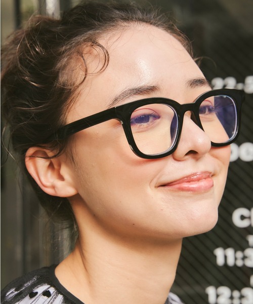 Birthday room(バースデイルーム)の「ブルーライトカットセルフレーム伊達メガネ / blue light cut cell frame glasses(メガネ・レディース・ブラック/ブラウン/クリア・FREE)」の17枚目の写真