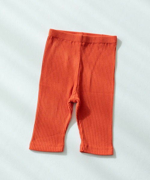 pairmanon（ペアマノン）の「無地 花柄 7分丈 リラックスリブレギンス（レギンス/スパッツ・キッズ・ブルー系その他/パープル/ホワイト系その他/ピンク/テラコッタ/アイボリー/ブラック/イエロー系その他/ライトベージュ/グレイッシュベージュ/ライトイエロー/モカ/ブルー/ピンク系その他/ブラック系その他2/ライトピンク/ブルー系その他2/ブラック系その他/ホワイト系その他2/オレンジ系その他/ブラウン/グリーン系その他/ベージュ・100/110/120/130/140/150/80/90/70）」の9枚目の写真