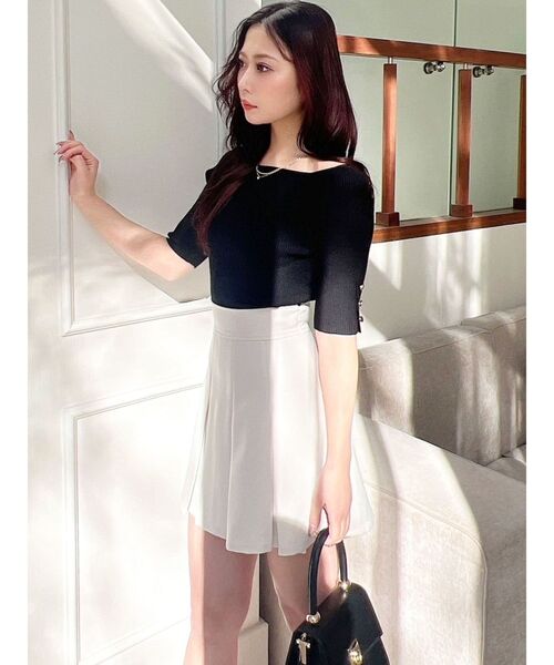 RESEXXY(リゼクシー)の「プリーツデザインミニスカート(スカート・レディース・チャコールグレー/ブラック/アイボリー・FREE)」の14枚目の写真