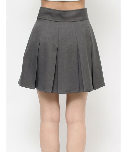 RESEXXY(リゼクシー)の「プリーツデザインミニスカート(スカート・レディース・チャコールグレー/ブラック/アイボリー・FREE)」の21枚目の写真