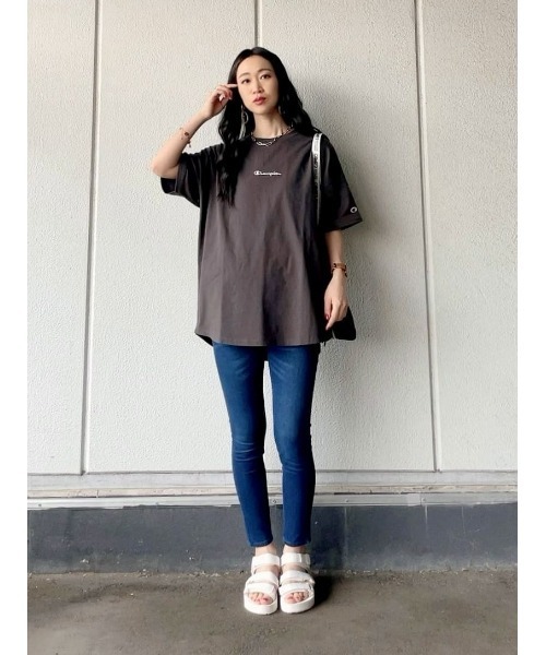 セール】【Champion】スクリプトロゴ刺繍チュニックTシャツ（T