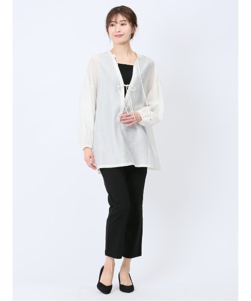 m.f.editorial（エムエフエディトリアル）の「美シャイン ストレッチ ストレートパンツ（チノパンツ・レディース・ブラック/ベージュ・S/MEDIUM/LARGE）」の2枚目の写真