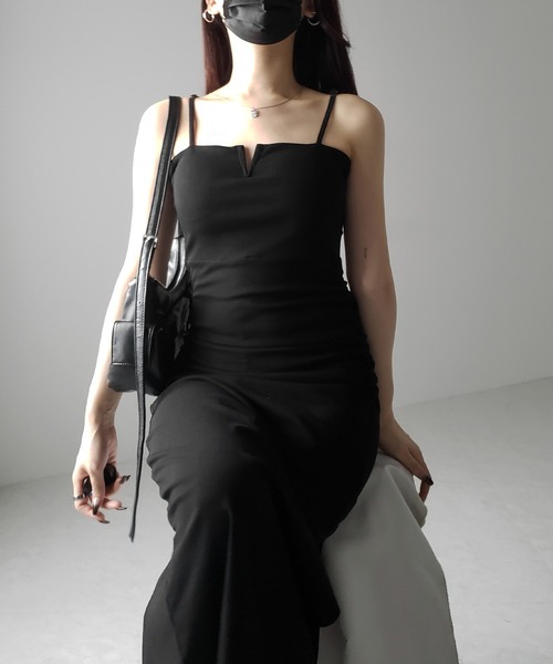 me+em select（ミームセレクト）の「※※【 パッド付き 】バックストラップサイドシャーリングスリットロングキャミワンピース ／  back strap side shirring slit long cami onepiece（ワンピース・レディース・グレー/ブラック・MEDIUM/SMALL）」の21枚目の写真