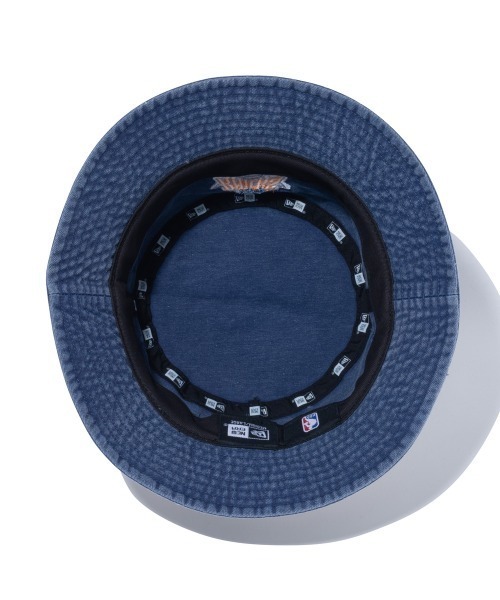 NEW ERA NEW YORK KNICKS ACID WASH BUCKET HAT（ニューエラ ニューヨーク・ニックス アシッドウォッシュ バケットハット）（ハット）｜NEW ERA（ニューエラ）