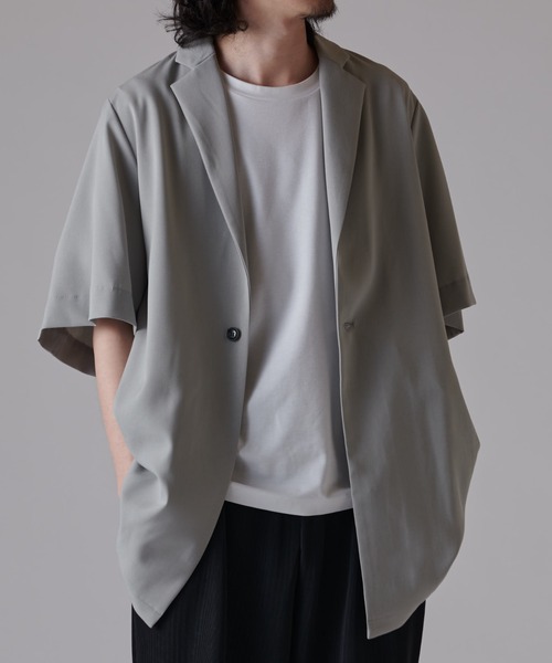 Lui's（ルイス）の「ウォッシャブルBIG ハーフスリーブジャケット（テーラードジャケット・メンズ・ライトグレー/ブラック・FREE）」の9枚目の写真