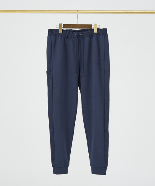 DESIGNWORKS(デザインワークス)の「【セットアップ対応】切替えジョグパンツ(スウェットパンツ・メンズ・グレイッシュベージュ/ブラック/ネイビー・50/48/46)」の3枚目の写真