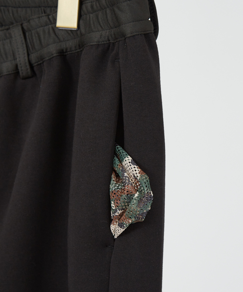 DESIGNWORKS(デザインワークス)の「【セットアップ対応】切替えジョグパンツ(スウェットパンツ・メンズ・グレイッシュベージュ/ブラック/ネイビー・50/48/46)」の6枚目の写真