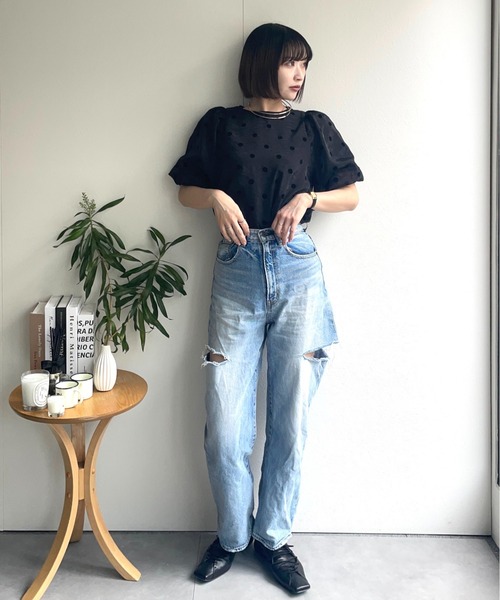 ap retro(アプレトロ)の「ドットバルーンスリーブブラウス / シアーブラウス / 半袖(シャツ/ブラウス・レディース・オフホワイト/ブラック/ブラック系その他/ホワイト系その他・FREE)」の6枚目の写真