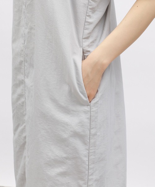 LAKOLE（ラコレ）の「ナイロンドロストキャミワンピース / 113752（ワンピース・レディース・ライトグレー/ベージュ/ブラック・FREE）」の11枚目の写真