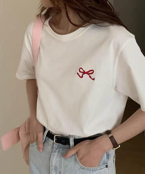 WEGO(ウィゴー)の「WEGO/リボン刺繍Tシャツ(Tシャツ/カットソー・レディース・イエロー/ネイビー/ホワイト・FREE)」の4枚目の写真
