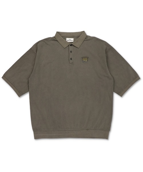 SPINNS（スピンズ）の「【ユニセックスで着用可能】ピグメント加工ポロシャツ CROWN（ポロシャツ・メンズ・ブラック/グレー/ブラウン・ONESIZE）」の3枚目の写真