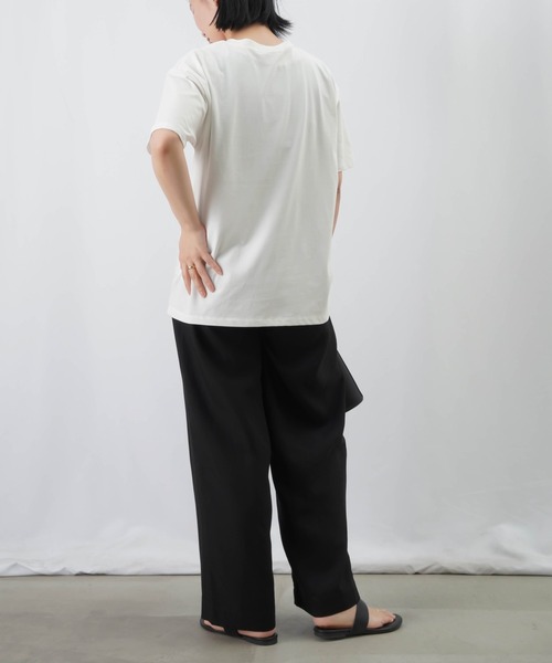 LUCA/LADY LUCK LUCA(ルカ/レディラックルカ)の「LC/LLL 華奢ロゴTシャツ(Tシャツ/カットソー・レディース・オフホワイト/ブラック/ピンク・FREE)」の13枚目の写真