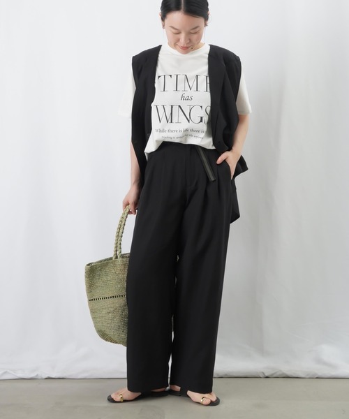 LUCA/LADY LUCK LUCA(ルカ/レディラックルカ)の「LC/LLL 華奢ロゴTシャツ(Tシャツ/カットソー・レディース・オフホワイト/ブラック/ピンク・FREE)」の17枚目の写真