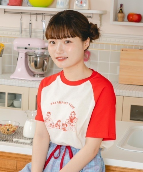 eLur(エラー)の「ファミリーラグランT(Tシャツ/カットソー・レディース・レッド/ピンク/ブラウン・FREE/LARGE)」の3枚目の写真