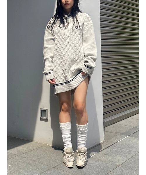 EVRIS（エヴリス）の「【ロング丈】ケーブルSUNNYハーフジップニット（ニット/セーター・レディース・グレー/ブラック/ホワイト/レッド・FREE）」の21枚目の写真