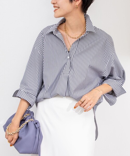 NOLLEY’S Sophi（ノーリーズソフィ）の「パール釦スキッパーシャツ（シャツ/ブラウス・レディース・ホワイト/ブラウン系その他3/ブラック系その他3/サックスブルー・38）」の15枚目の写真