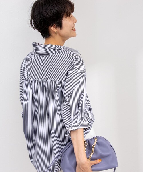 NOLLEY’S Sophi（ノーリーズソフィ）の「パール釦スキッパーシャツ（シャツ/ブラウス・レディース・ホワイト/ブラウン系その他3/ブラック系その他3/サックスブルー・38）」の21枚目の写真